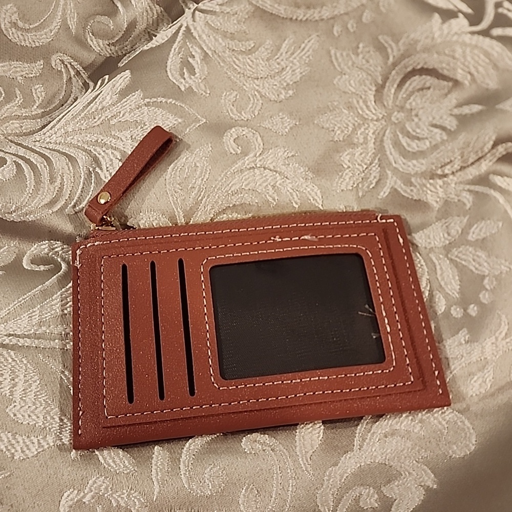 Wallet - Picture 3 of 5